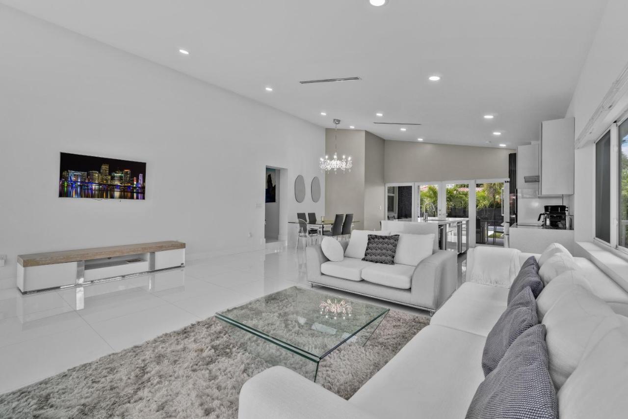 דירות North Bay Village Luxury House 4 Beds Heated Pool W Jaccuzzi מראה חיצוני תמונה