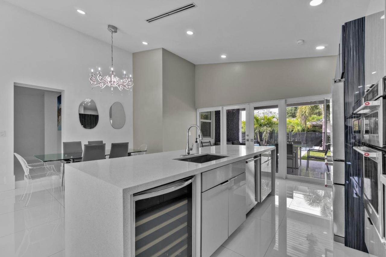 דירות North Bay Village Luxury House 4 Beds Heated Pool W Jaccuzzi מראה חיצוני תמונה